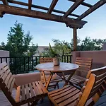 Holiday home In The Heart Of Santa Fe, Walk To Everything Downtown
