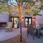 In The Heart Of Santa Fe, Walk To Everything Downtown