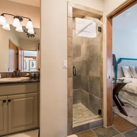 Holiday home In The Heart Of Santa Fe, Walk To Everything Downtown Santa Fe
