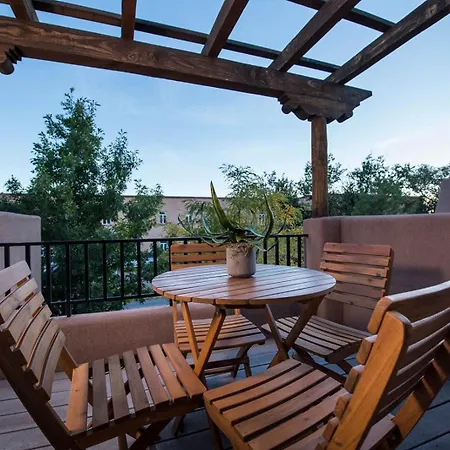 Holiday home In The Heart Of Santa Fe, Walk To Everything Downtown